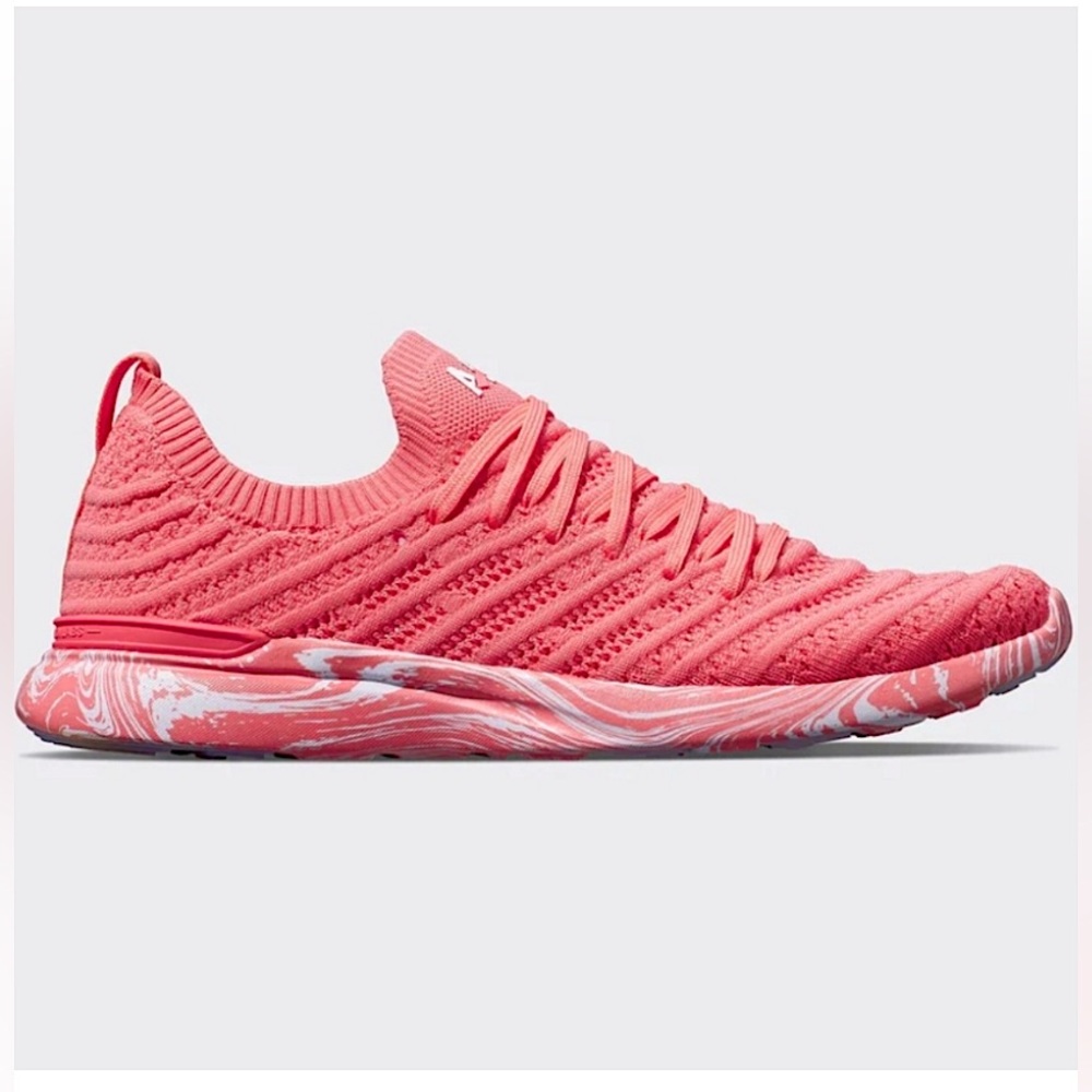 APL TechLoom Wave